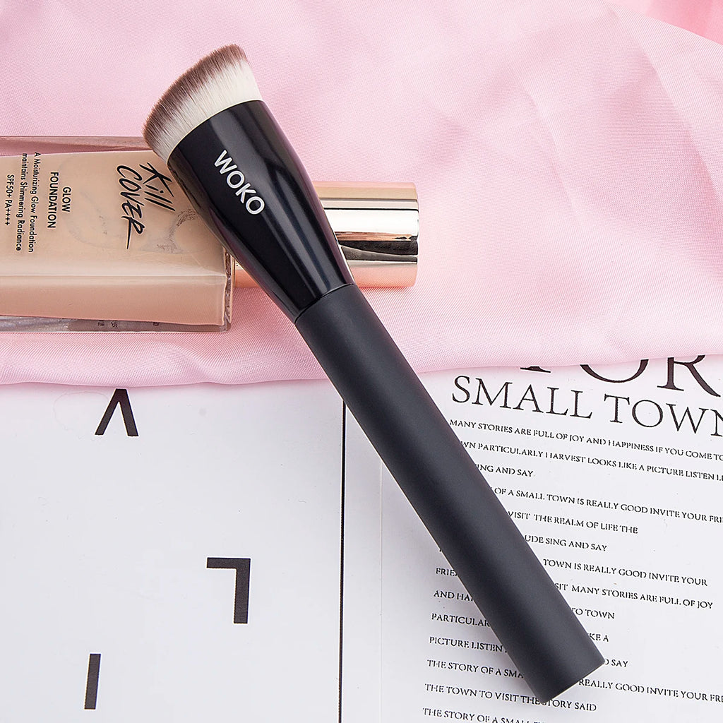 Pędzle do makijażu z płaskim wierzchem